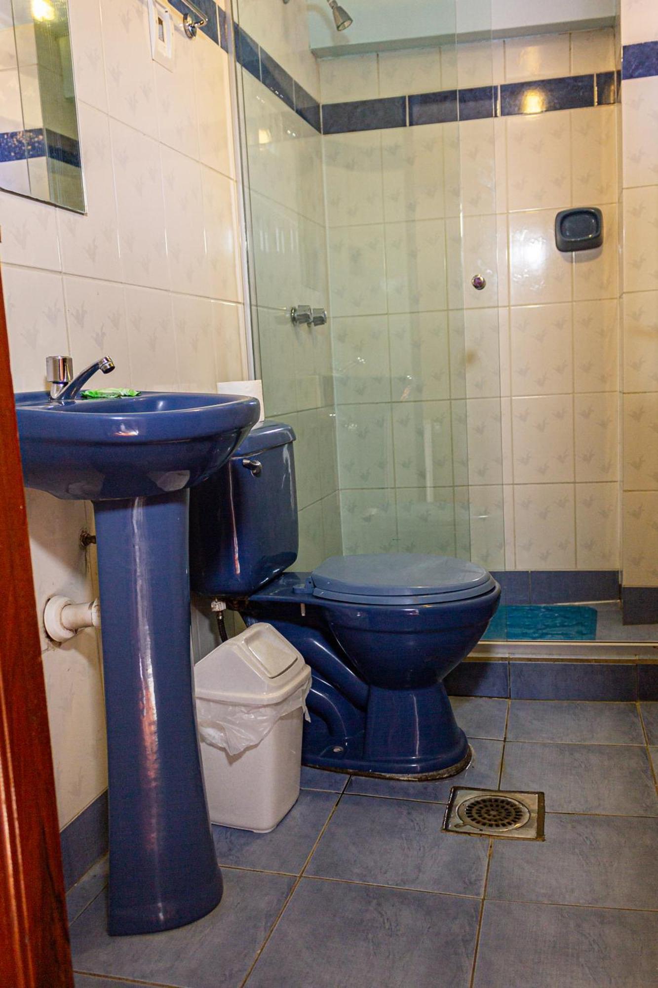 Hostal Sonia Copacabana  Eksteriør billede