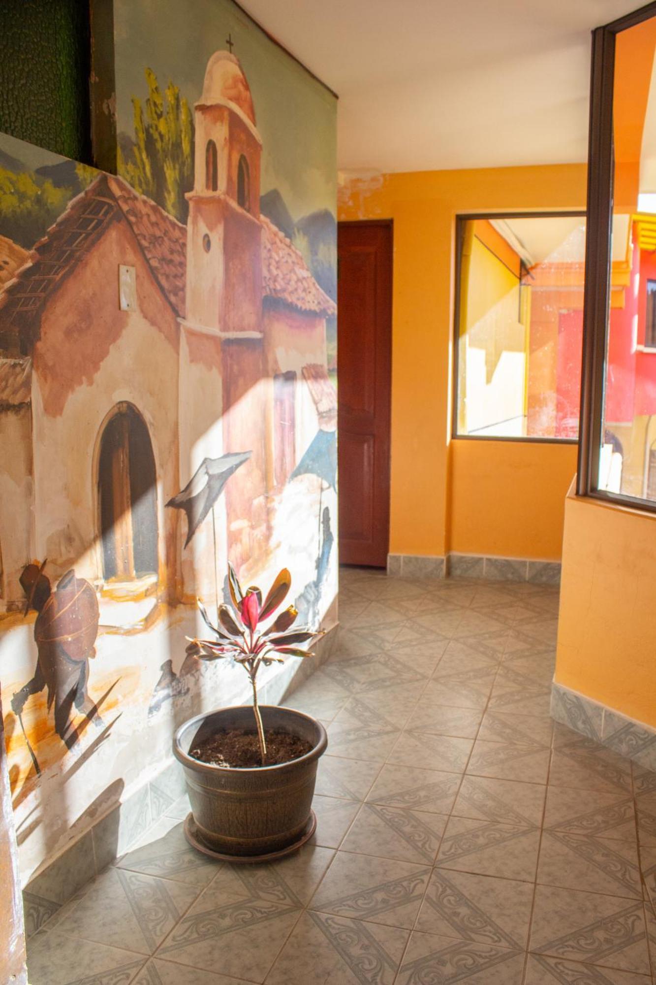 Hostal Sonia Copacabana  Eksteriør billede
